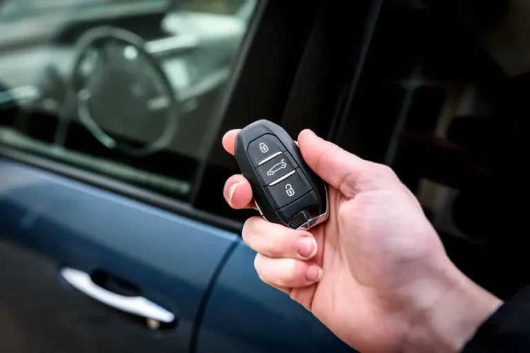 Zabezpečenie vozidla &ndash; ako ochr&aacute;niť auto pred kr&aacute;dežou